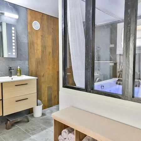 Apartment Appart' Cocooning & Double Balneo - Centre Cognac
